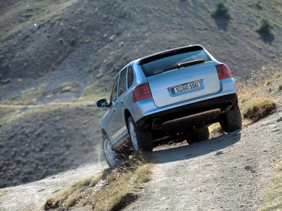  Porsche Cayenne S 2003 года  (фото 13 из 20)